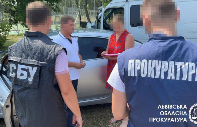 Посадовця Львіввугілля викрито на хабарі в розмірі 25 тисяч грн