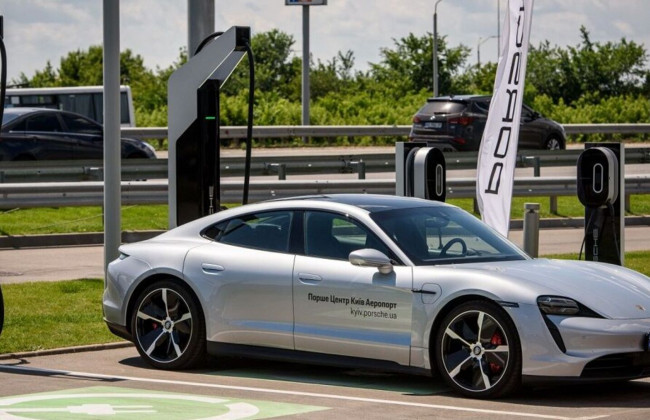 В Украине начала работать самая высокоскоростная зарядка для электромобилей