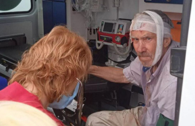 Под Киевом на дороге нашли человека с разбитой головой, фото