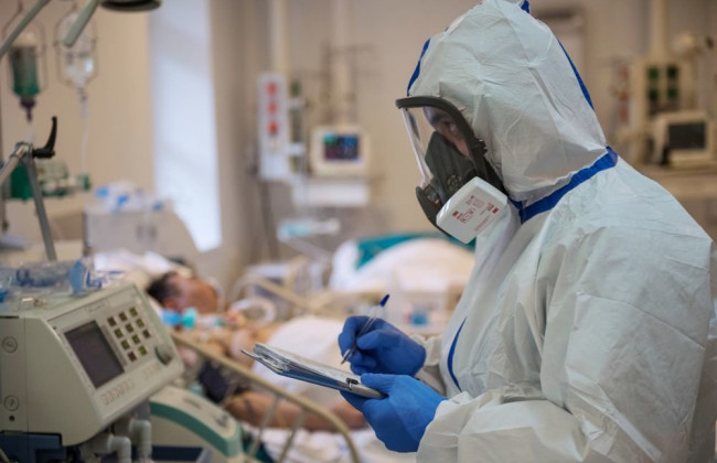 Медики назвали осложнения, которые бывают после COVID-19