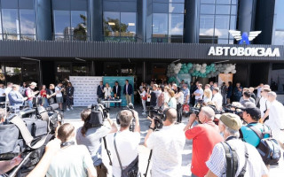 Кирилл Тимошенко заявил, что киевский автовокзал превратился в «транспортный хаб»