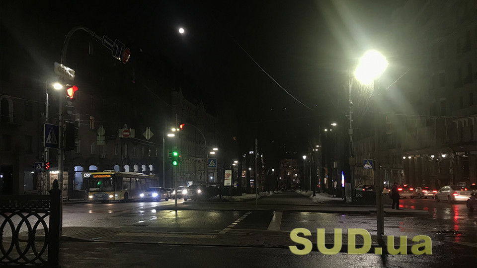 Грабил прямо на улице в темное время суток: в Киеве орудовал ночной вор