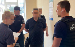 Колишнього та діючого співробітників СБУ викрили на співпраці зі спецслужбами РФ