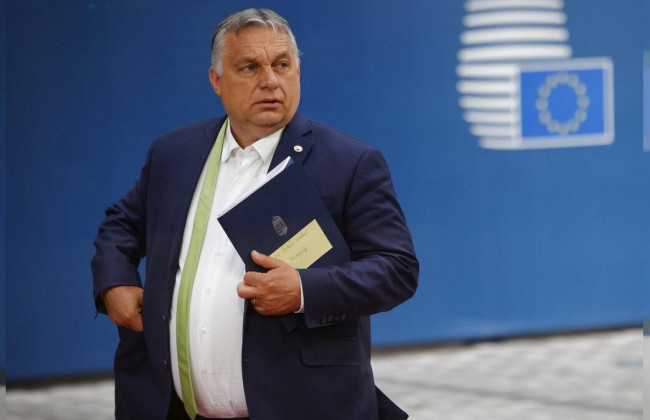 Премьер-министр Венгрии проведет референдум по закону о борьбе с ЛГБТ