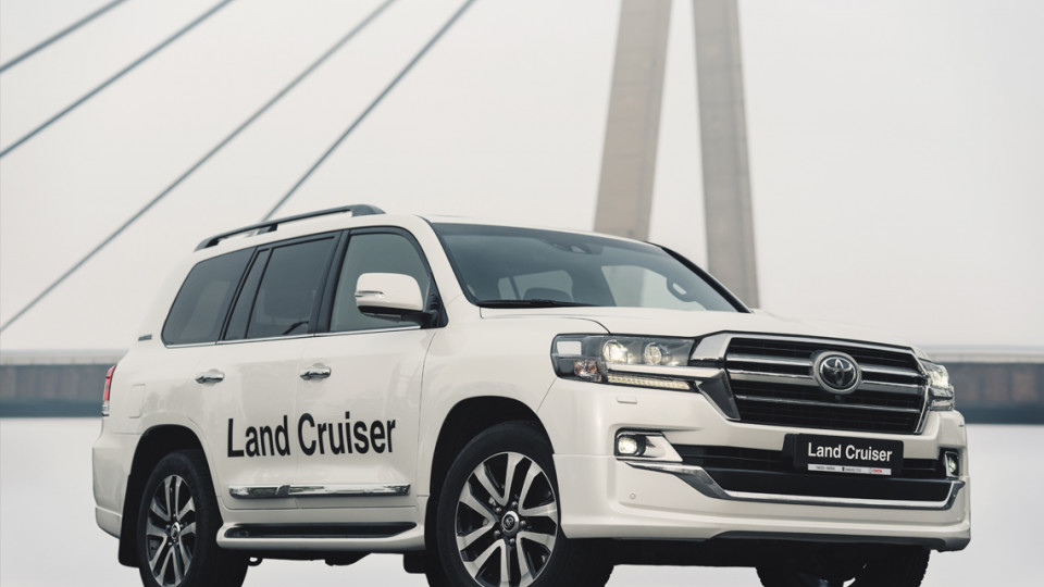 Toyota запретила перепродавать Land Cruiser: покупатели подписывают соглашение