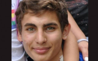 В Киеве загадочно пропал русоволосый парень, фото