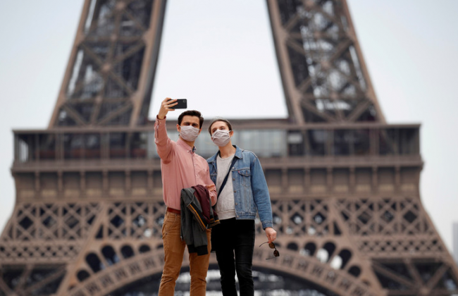 Во Франции ужесточат ограничения для непривитых от коронавируса