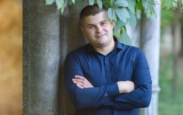 Занял у знакомых 300 тысяч долларов: в Одессе нашли повешенным патрульного