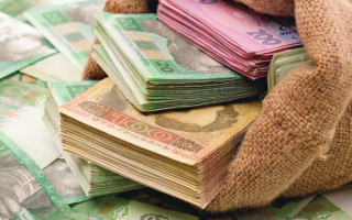 У Нацбанку розповіли, що робити із пошкодженими банкнотами