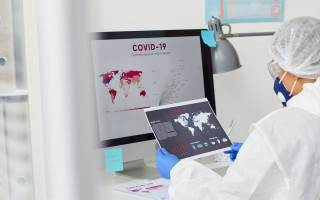 Розкрадання під час COVID-закупівель: постачальника медобладнання підозрюють у привласненні 1,8 млн грн