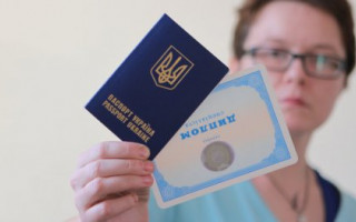 Радниця ректора одного зі столичних вишів «продавала» дипломи