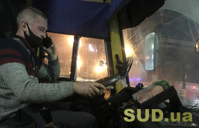 В столице маршрутчикам запретили включать музыку и курить в салоне