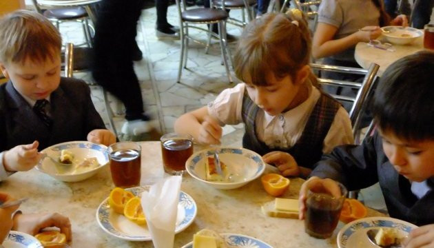 Уряд затвердив зміни у нормах харчування в школах