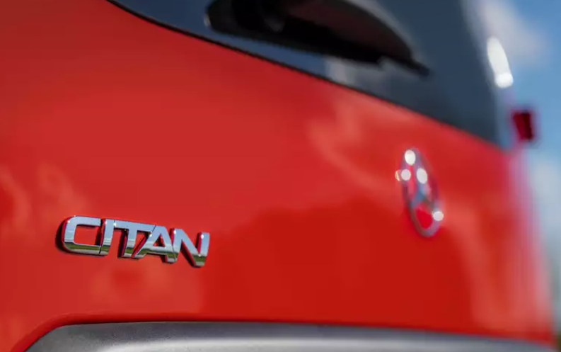 Новый Mercedes-Benz Citan: первые подробности и фото