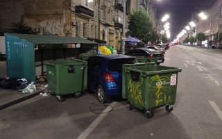 В Киеве коммунальщики наказали очередного «героя парковки»