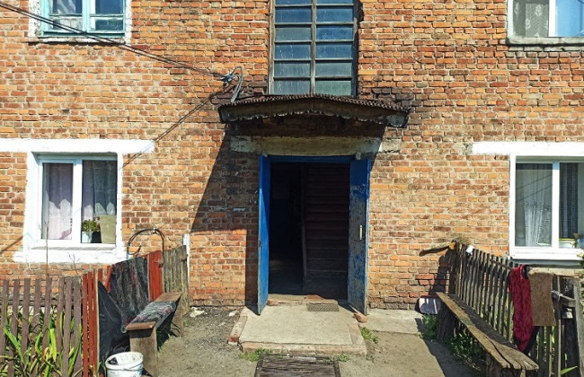 Дім імовірного вбивці 6-річної дівчинки на Харківщині взяли під охорону: бояться самосуду