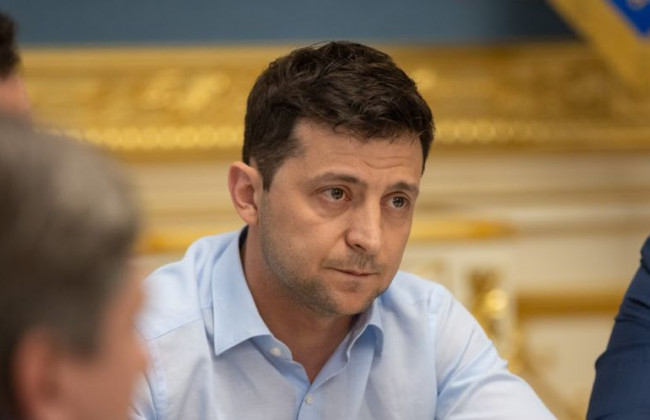 Зеленський підписав закон про платіжні послуги