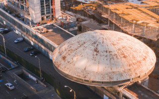 Чому навколо «тарілки» на Либідській з’явився паркан: пояснення КМДА