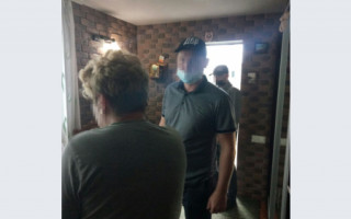 Викрито схему ухилення від сплати податків: інспектор «не побачив» порушення на 42 млн грн