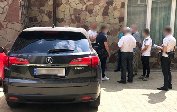 Во Львовской области военнослужащий погорел на взятке