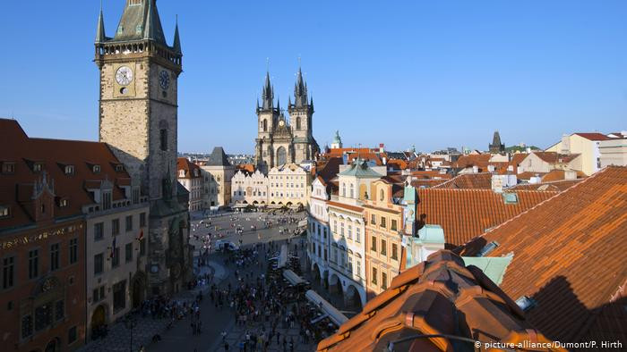 В Чехии вакцинированные госслужащие получат дополнительные выходные