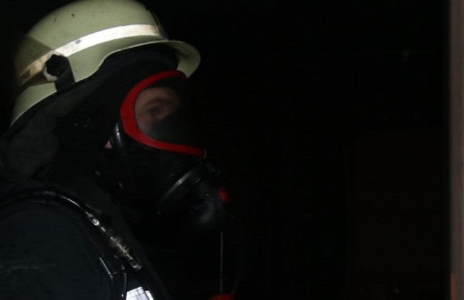 В Киеве вспыхнула квартира в многоэтажке