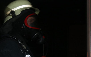 В Киеве вспыхнула квартира в многоэтажке