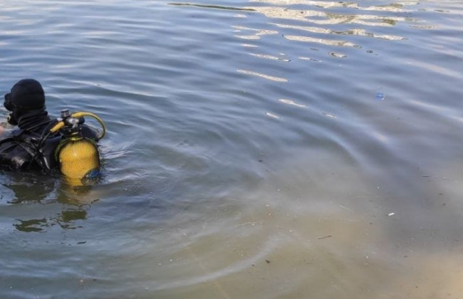 Трагедия в Киеве: в озере нашли тело мужчины