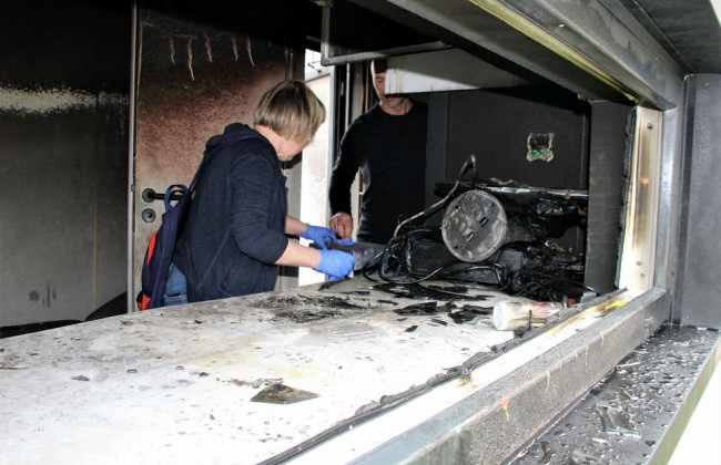 В Польше неизвестные подожгли отдел здравоохранения и передвижной пункт вакцинации