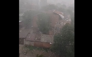 На Николаевщине буря снесла крышу здания суда, видео