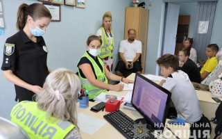 В Киеве подростки ногами избили прохожего просто так