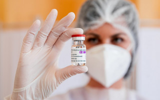 Литва передала Украине 54 тысяч доз вакцины AstraZeneca