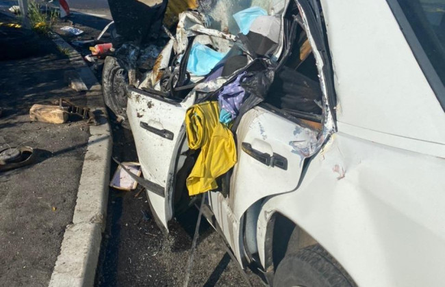 Смертельна ДТП: під Києвом автомобіль зіткнувся з вантажівкою