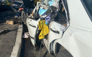 Смертельна ДТП: під Києвом автомобіль зіткнувся з вантажівкою