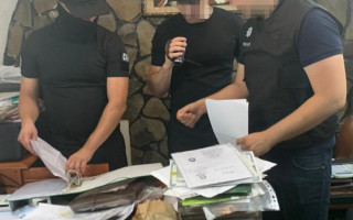 COVID-справка за тысячу гривен: задержали врача из Закарпатья на продаже подделок