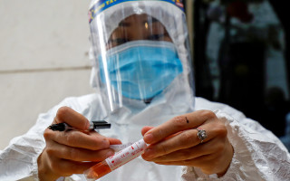 У Минздрава есть три сценария наростания новой волны COVID-19