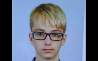 В Киеве пропал парень со шрамами на ногах, фото