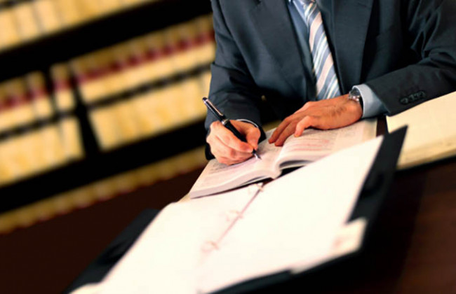 В Україні набув чинності закон про необмежений доступ адвоката до підсудного