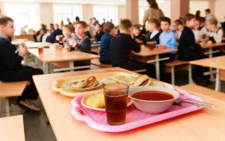 Уряд виділив майже 400 млн грн на реформу шкільного харчування