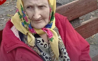 В Киеве ищут родных бабушки, которая потерялась: фото