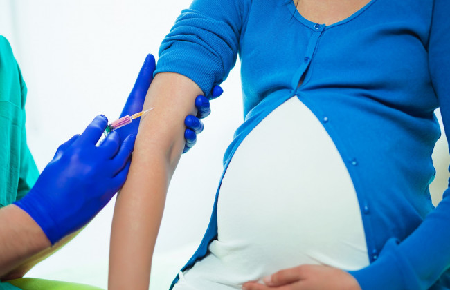 Вакцинироваться ли беременным: исследования