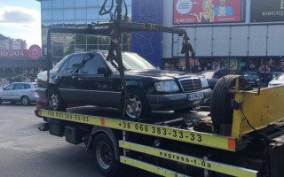 У Києві у злісних боржників вже вилучили понад 40 автомобілів