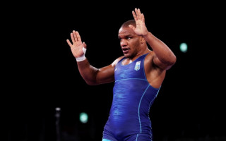 В центре Киева напали на нардепа и олимпийского чемпиона Беленюка