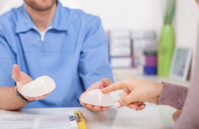 Стягнення з колишньої грошей за імплантовані груди: позиція ВС