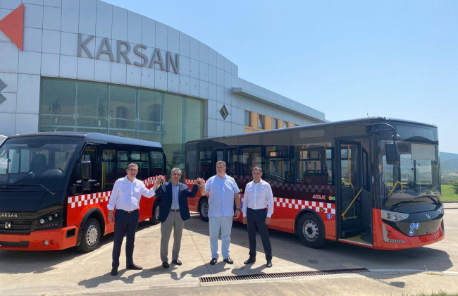 Украина получила первые новые маршрутки Karsan