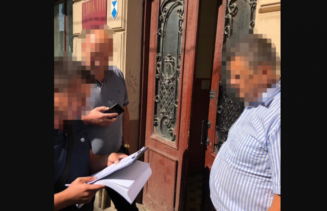 У Києві поліцейський 4 роки не ходив на роботу, але отримував зарплату