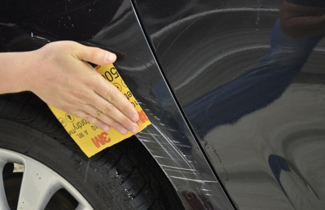 Стало известно, как убрать царапины на авто своими руками