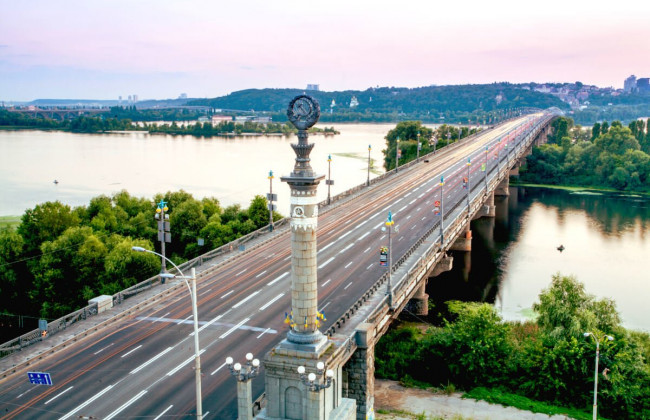 В Киеве отреставрируют мост Патона: каких изменений ожидать
