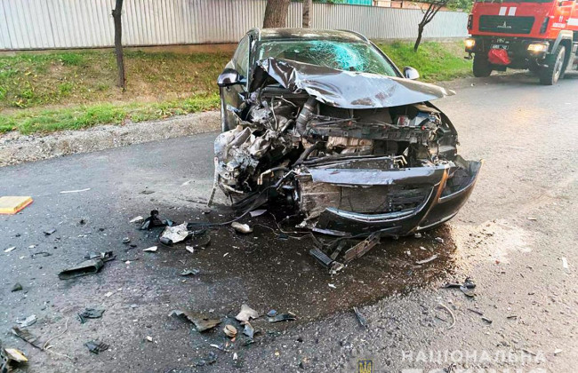 Працівник митниці спричинив смертельну ДТП в Чернівецькій області та втік