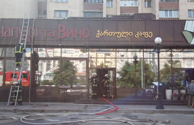 У Києві спалахнув ресторан